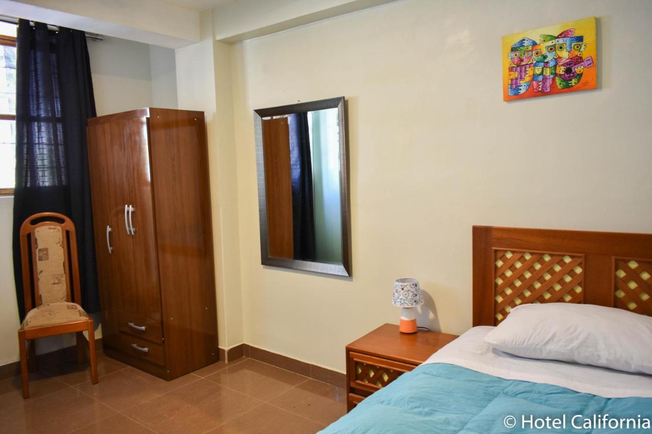 Hotel California Calca 객실 사진