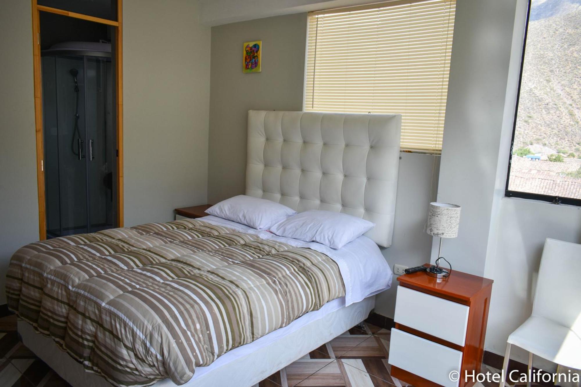 Hotel California Calca 객실 사진